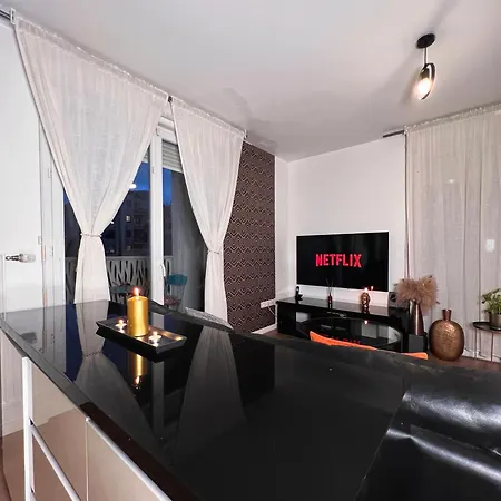 Ssp Suites- Cosy & Bel Appartement 4 Pieces 3 Chambres 90M2 Avec Balcon Épinay-sur-Seine Buitenkant foto
