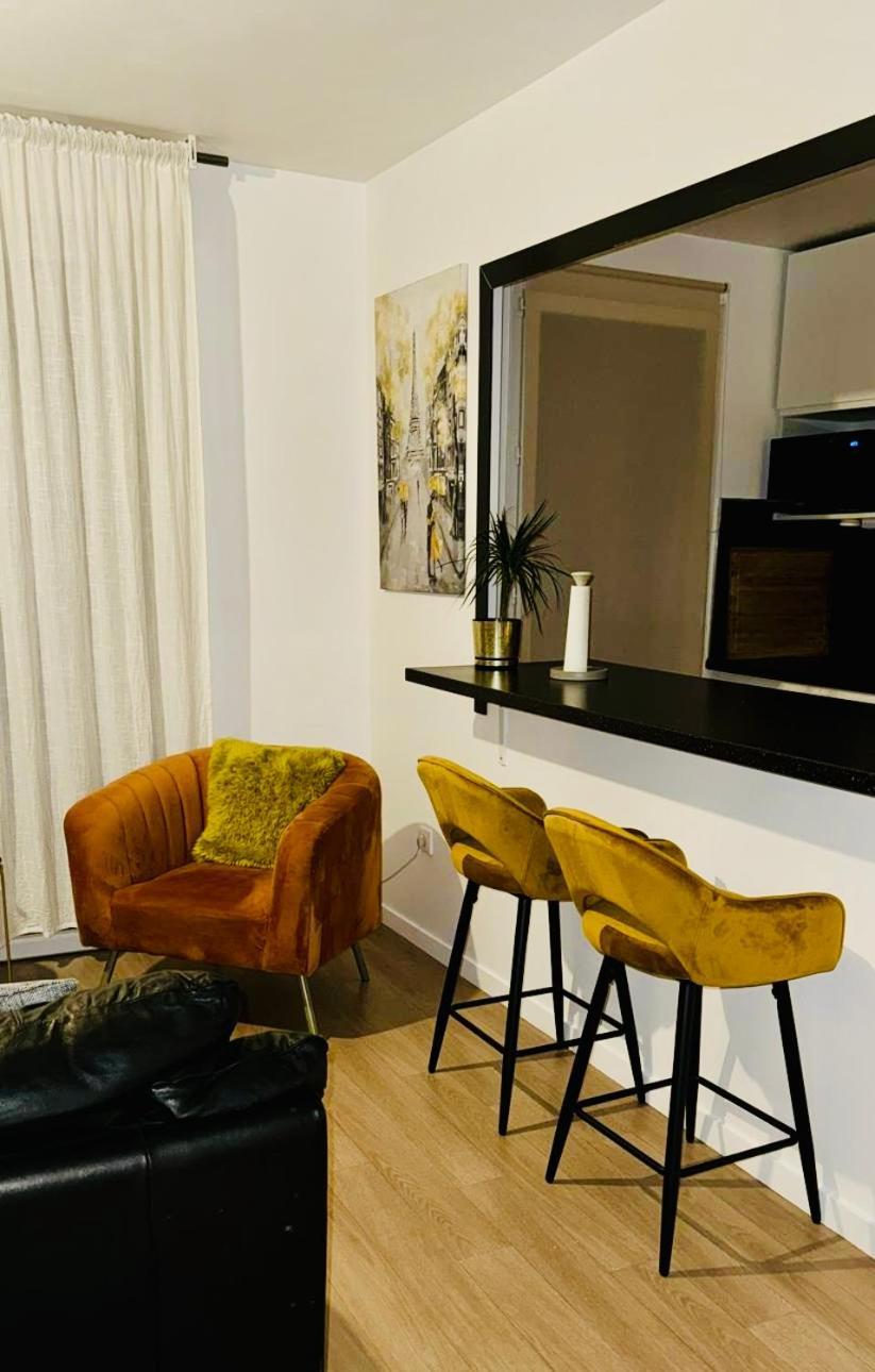 Ssp Suites- Cosy & Bel 4 Pieces 3 90m2 Avec Balcon Epinay-sur-Seine
